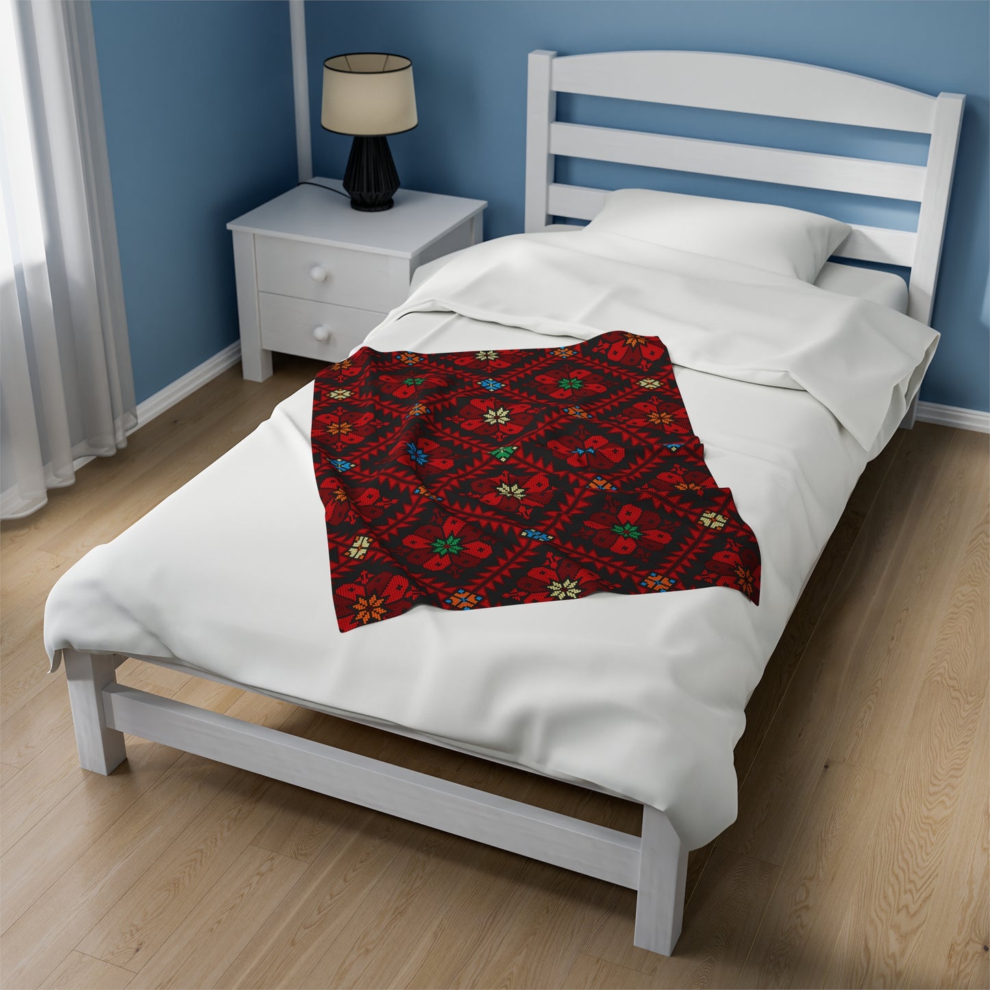 Tatreez Print Plush Blanket | Palestinian Tradition